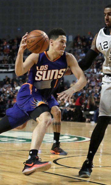 Devin Booker has 39 points, Suns beat Spurs in Mexico City (Jan 14, 2017)